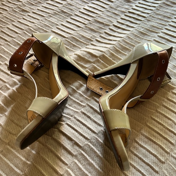 Cole Haan 4 inch heels. Green with brown strap - Picture 2 of 4